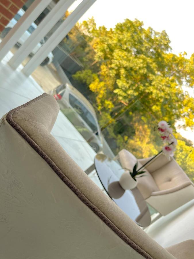 Amoris Guest House-Randburg Johannesburg Exterior foto